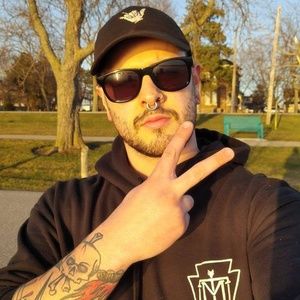 Meet your Posher, Austin